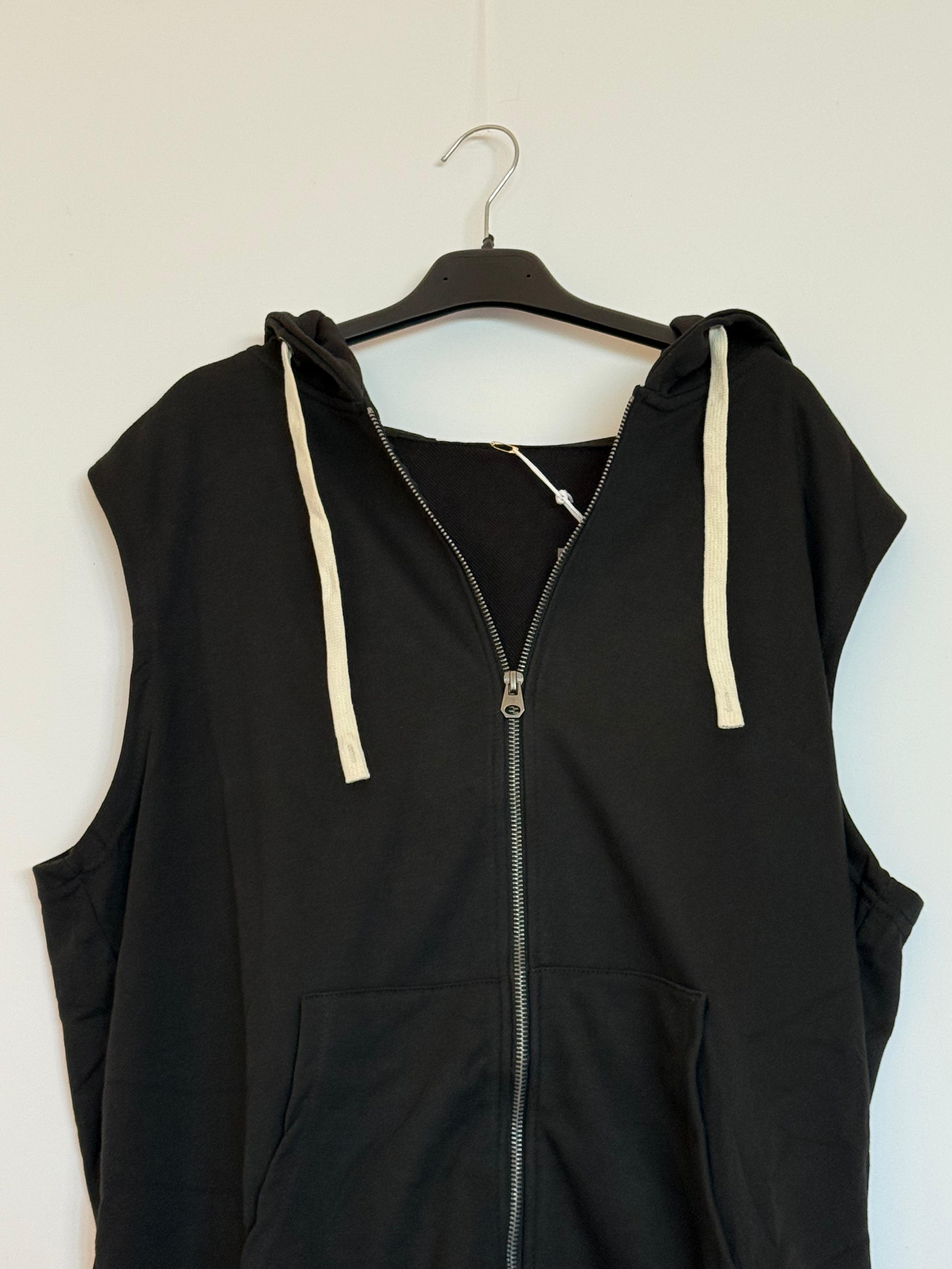 SMANICATO CON CAPPUCCIO