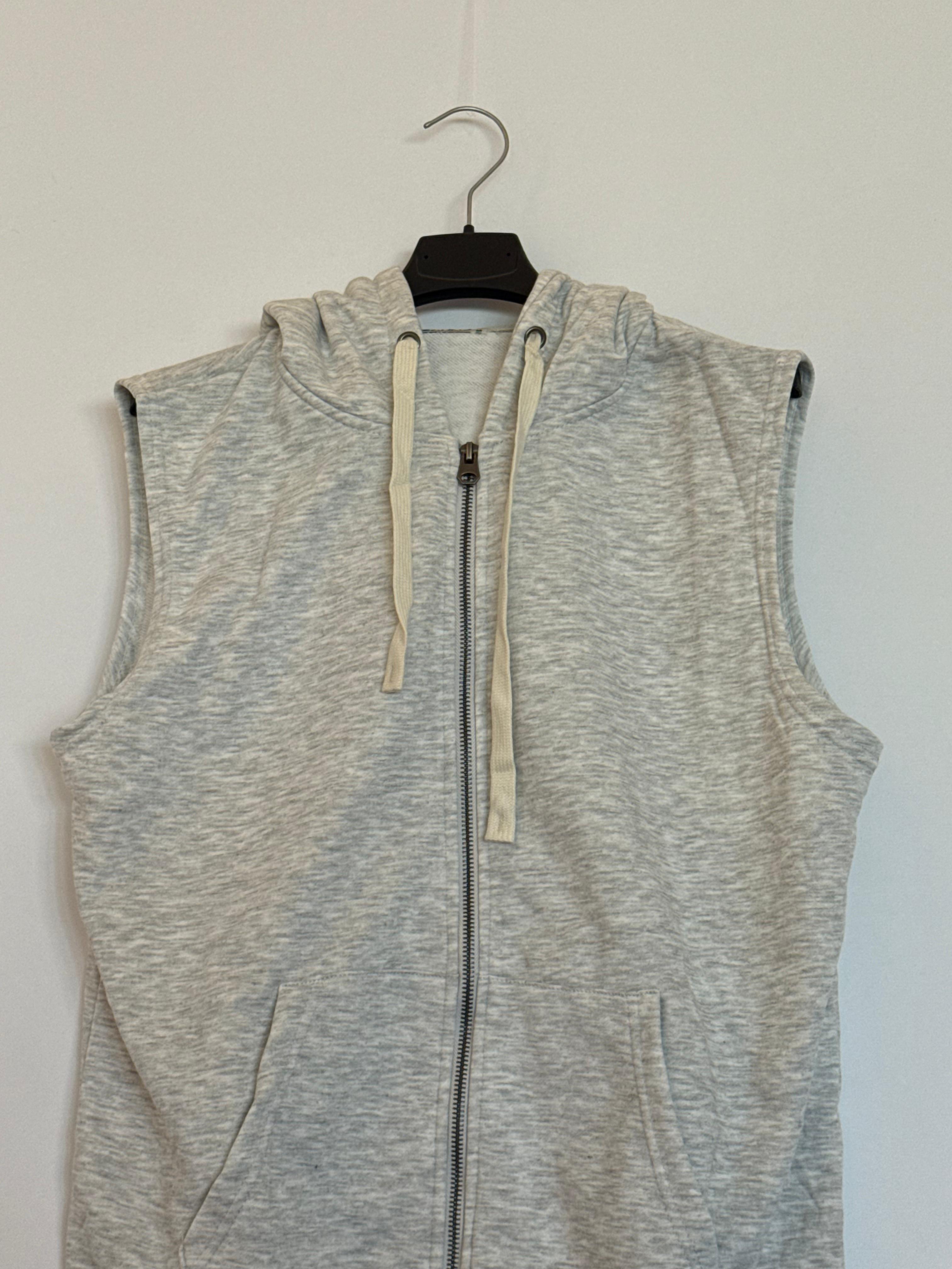 SMANICATO CON CAPPUCCIO